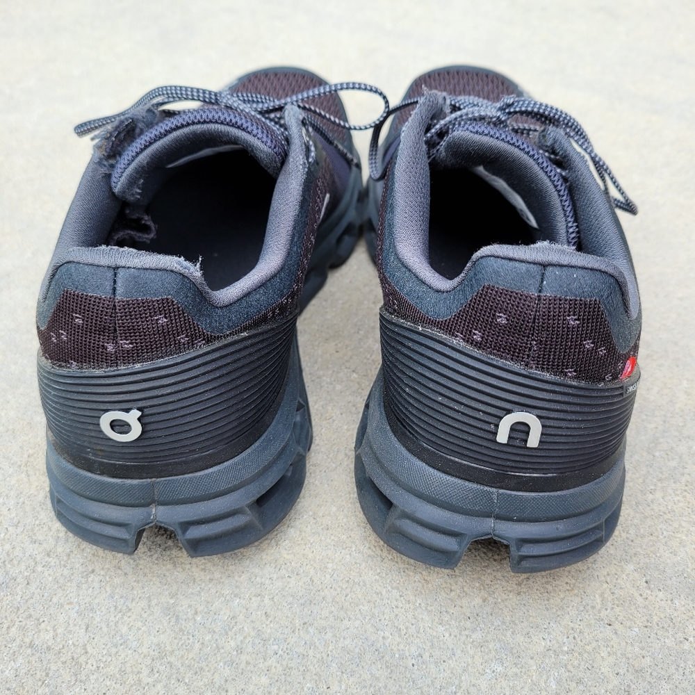 On Cloud Cloudstratus Running Shoe - image 4